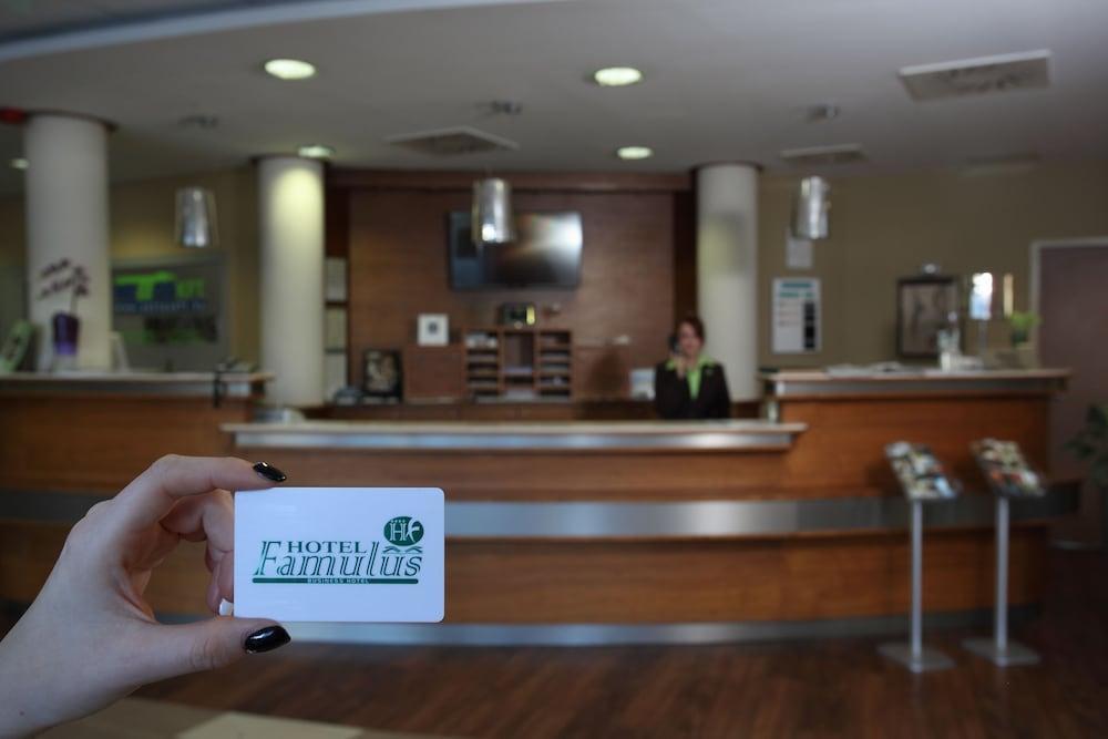 Hotel Famulus Gyor Exterior photo